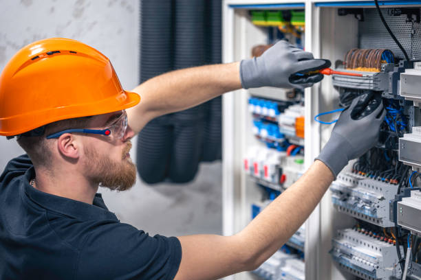 Best Circuit Breaker Repair  in Darien, IL